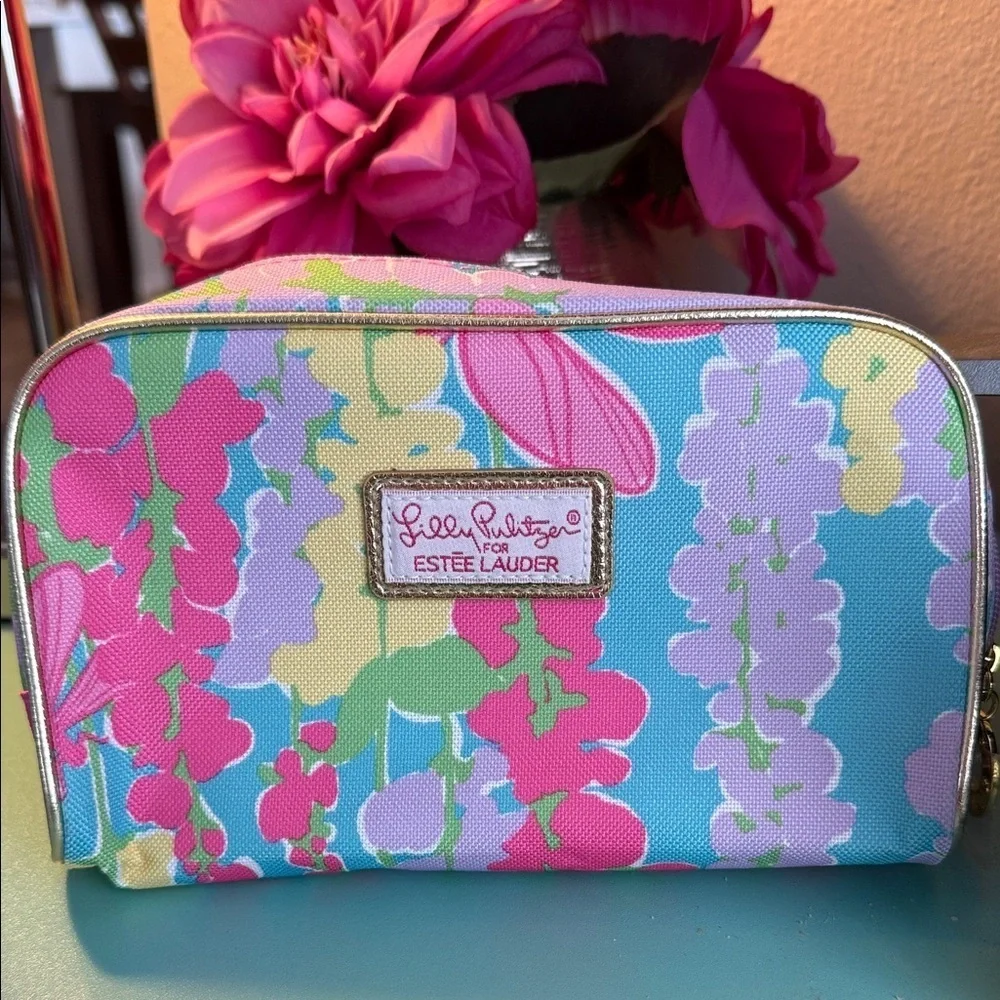 Lilly Pulitzer Floral Cosmetic Bag Estée Lauder new clutch purse designer makeup